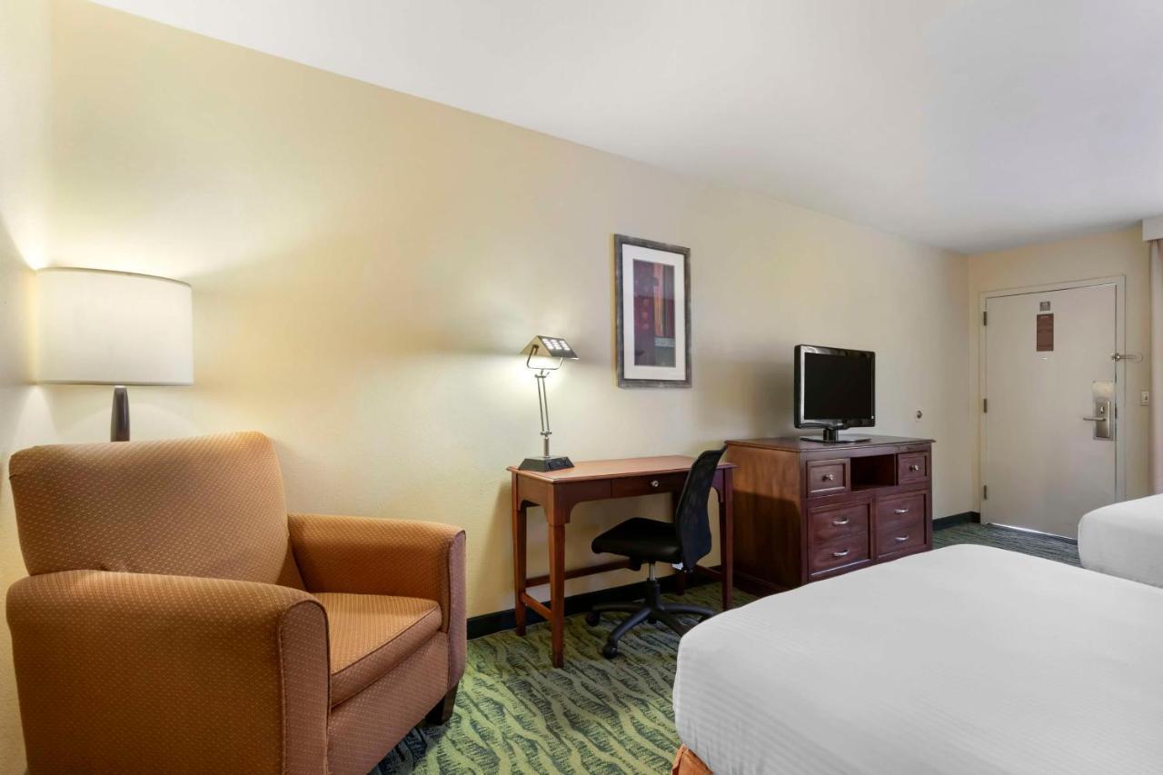 Best Western Mcallen Medical Center Buitenkant foto